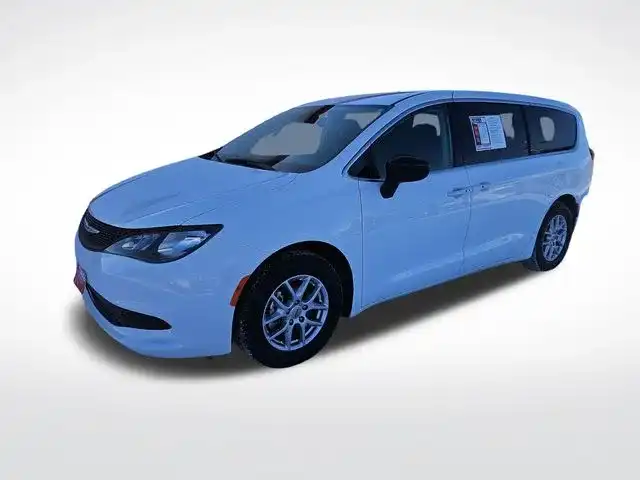 2024 Chrysler Voyager LX's photo