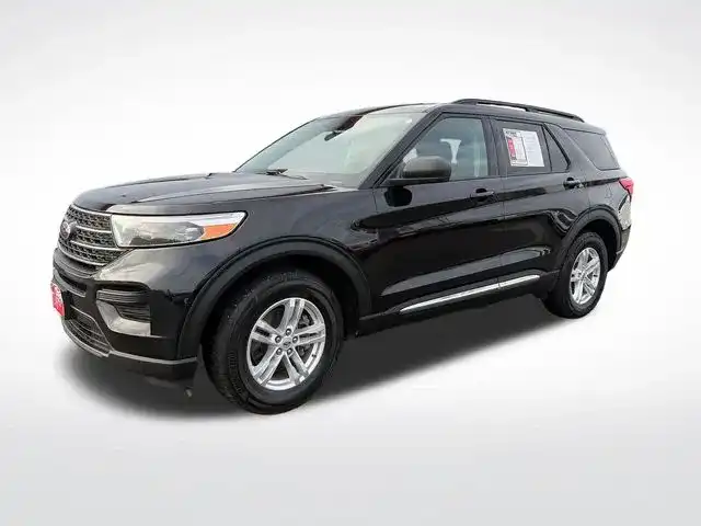 2023 Ford Explorer XLT 4WD's photo