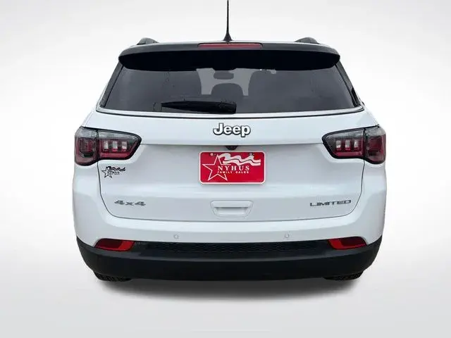 2025 Jeep Compass Limited 4X4 photo 5