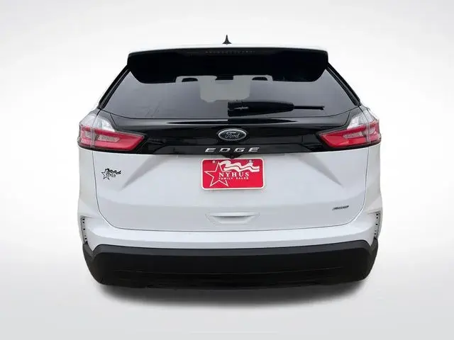 2022 Ford Edge SE AWD photo 5