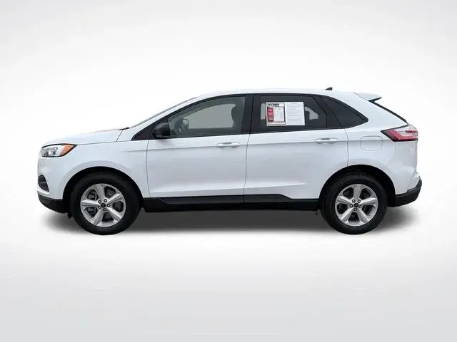 2022 Ford Edge SE AWD photo 3