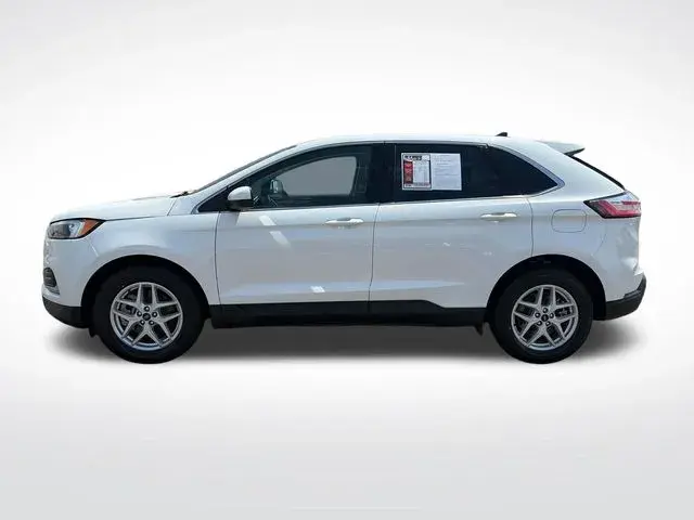 2024 Ford Edge SEL AWD photo 3