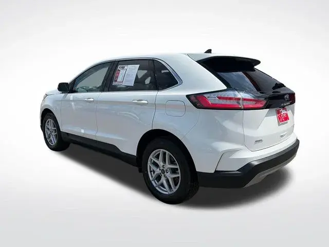 2024 Ford Edge SEL AWD photo 4