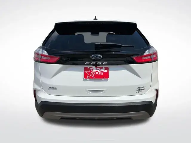 2024 Ford Edge SEL AWD photo 5