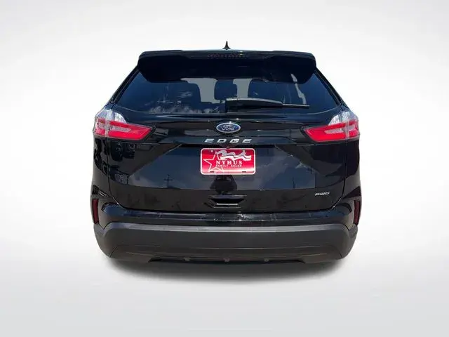 2022 Ford Edge SE AWD photo 5