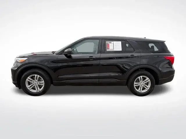 2023 Ford Explorer Base 4WD photo 3