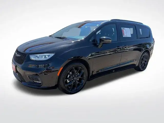 2025 Chrysler Pacifica Limited photo 1