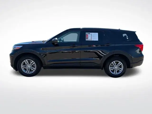 2023 Ford Explorer Base 4WD photo 3