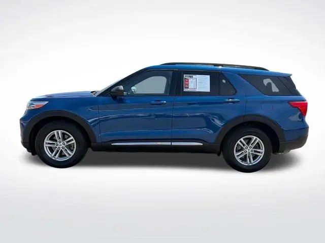 2020 Ford Explorer XLT 4WD photo 3