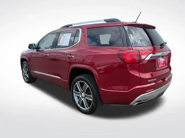 2019 GMC Acadia Denali AWD photo 4