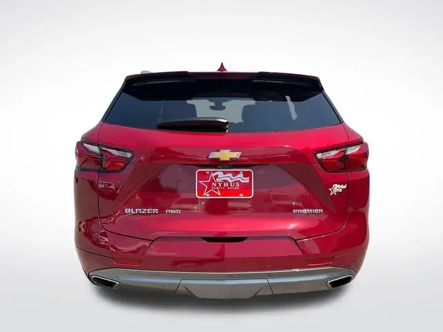 2019 Chevrolet Blazer Premier AWD photo 5