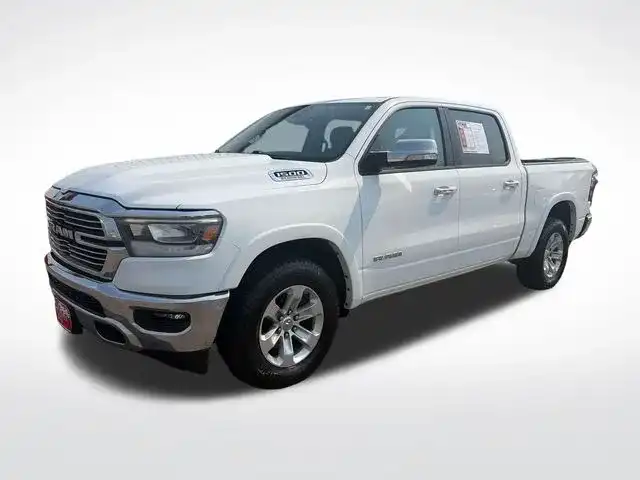 2022 RAM 1500 Laramie 4x4 Crew Cab 5'7's photo