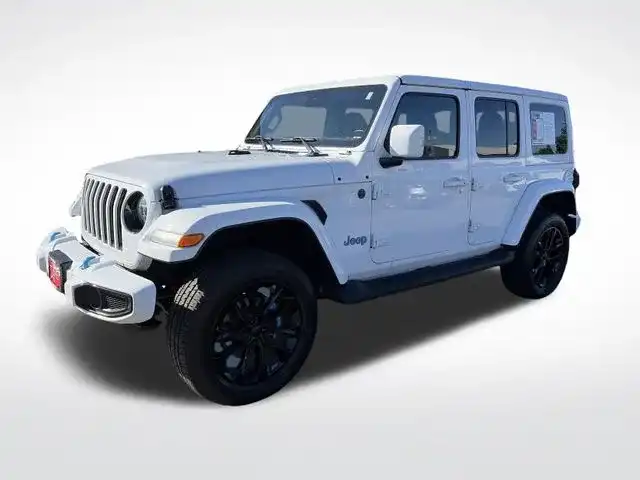 2022 Jeep Wrangler High Altitude's photo