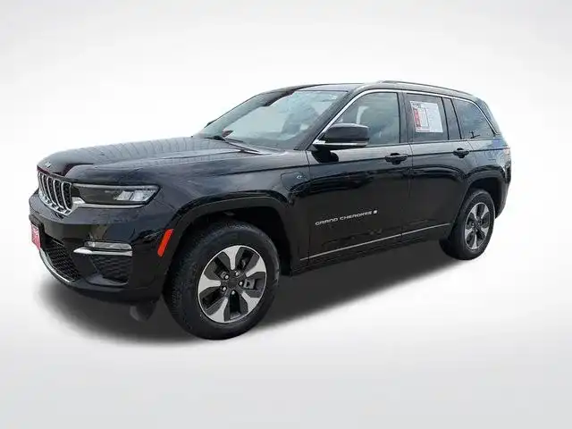 2022 Jeep Grand Cherokee 4xe 4x4's photo