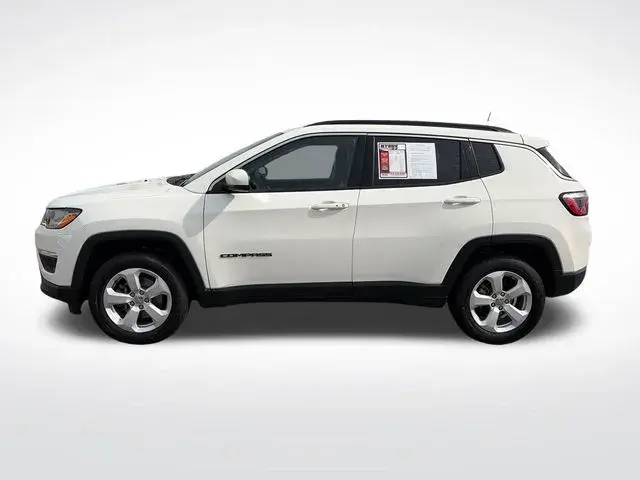 2018 Jeep Compass Latitude 4WD photo 3