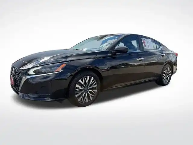 2025 Nissan Altima 2.5 SV's photo