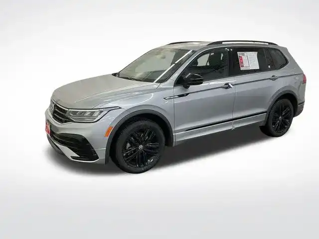2022 Volkswagen Tiguan 2.0T SE R-Line Black 4Motion's photo