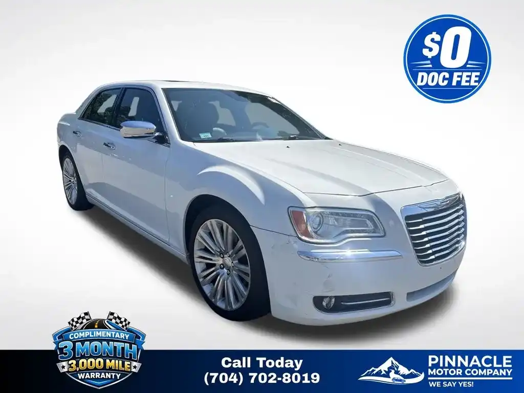 2013 Chrysler 300 C HEMI's photo
