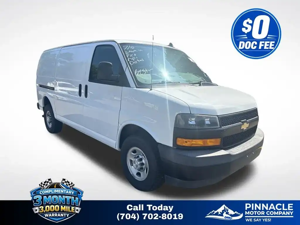 2020 Chevrolet Express 2500 Work Van HD's photo