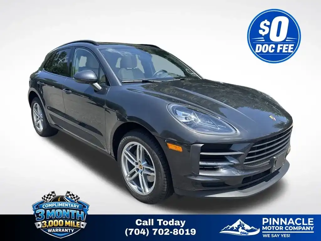 2019 Porsche Macan Base's photo