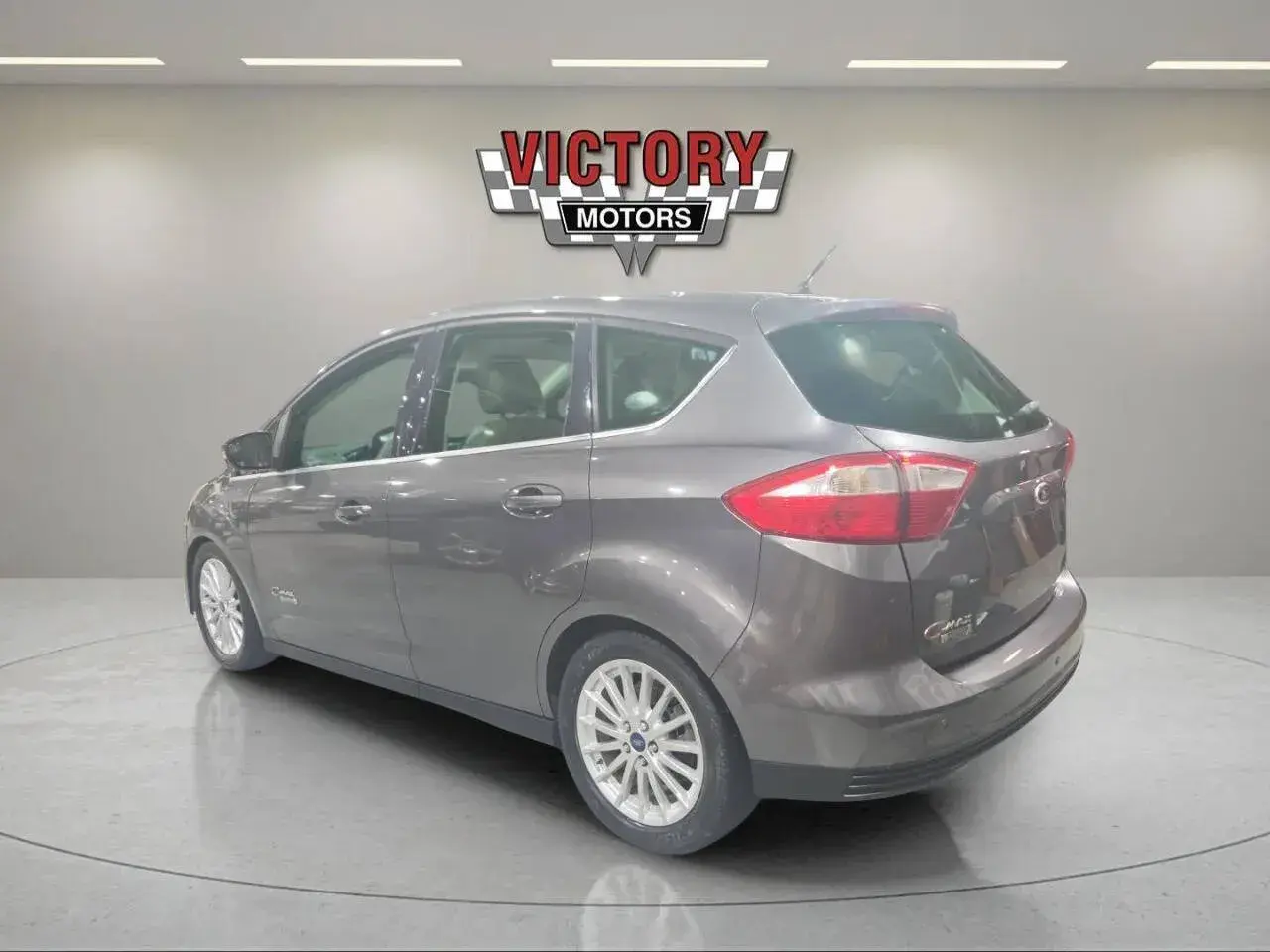 2013 Ford C-Max Energi SEL photo 3