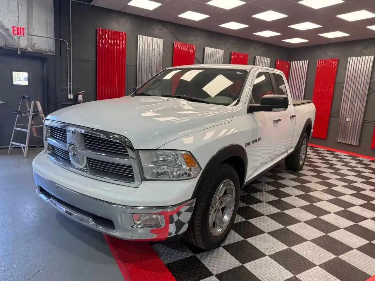 2010 RAM 1500 SLT 4WD Quad Cab's photo