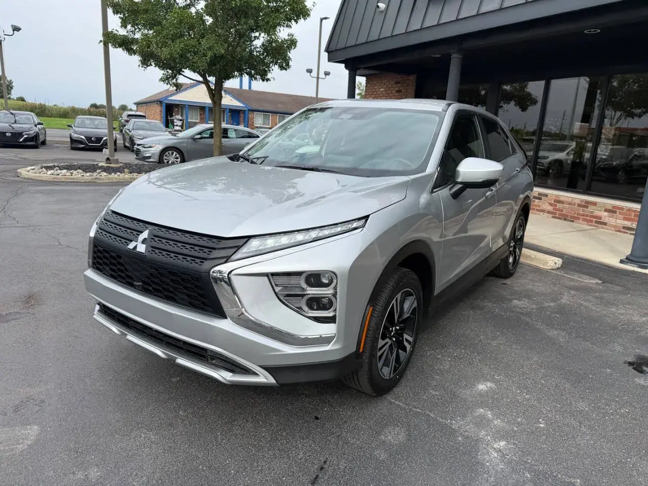 2025 Mitsubishi Eclipse Cross SE S-AWC photo 3