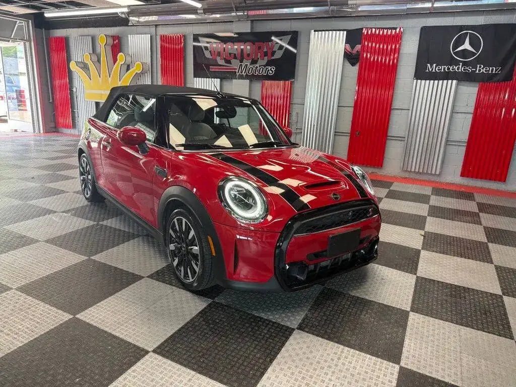 2022 MINI Convertible Cooper S's photo
