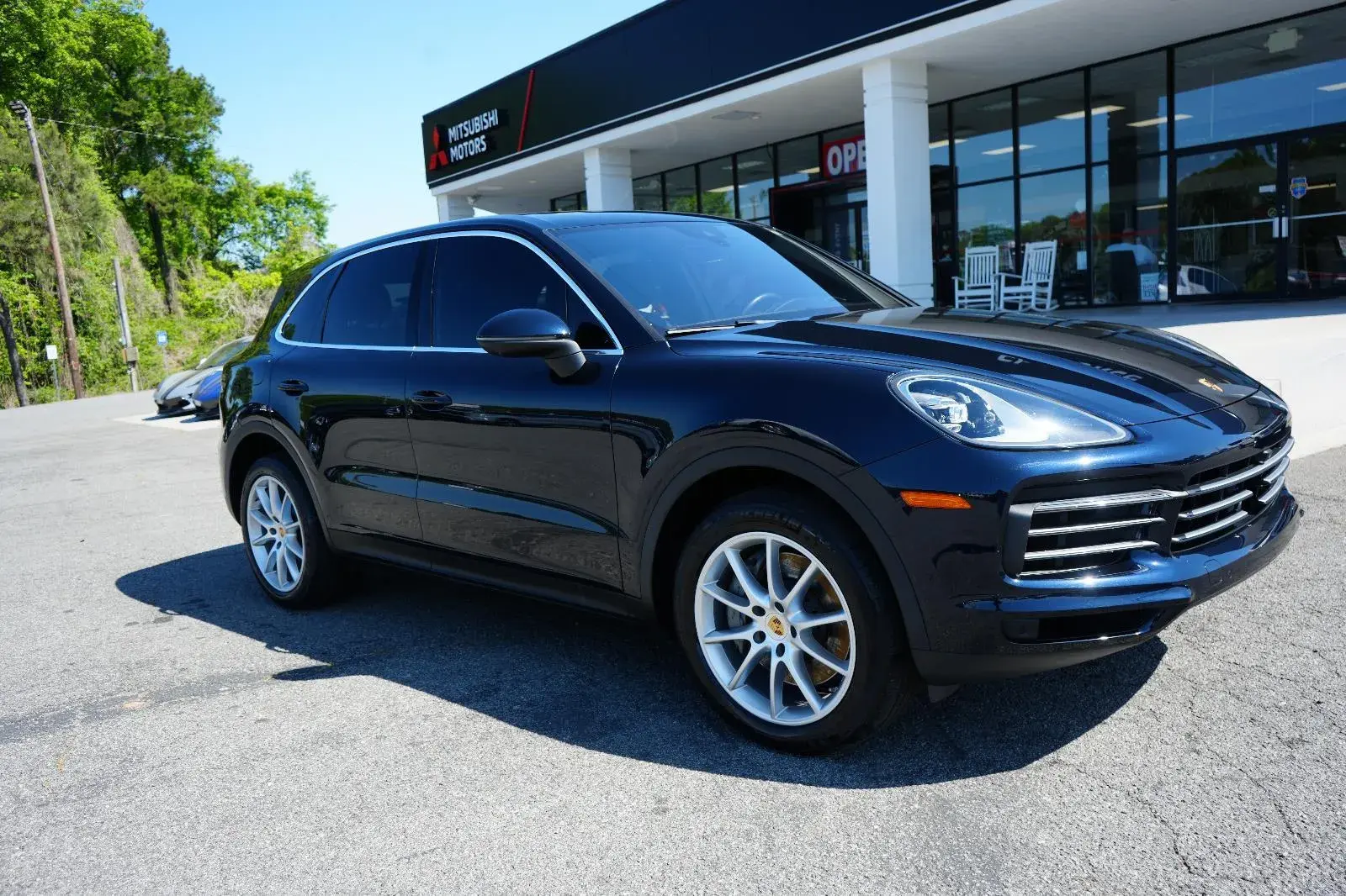 2021 Porsche Cayenne S photo 3
