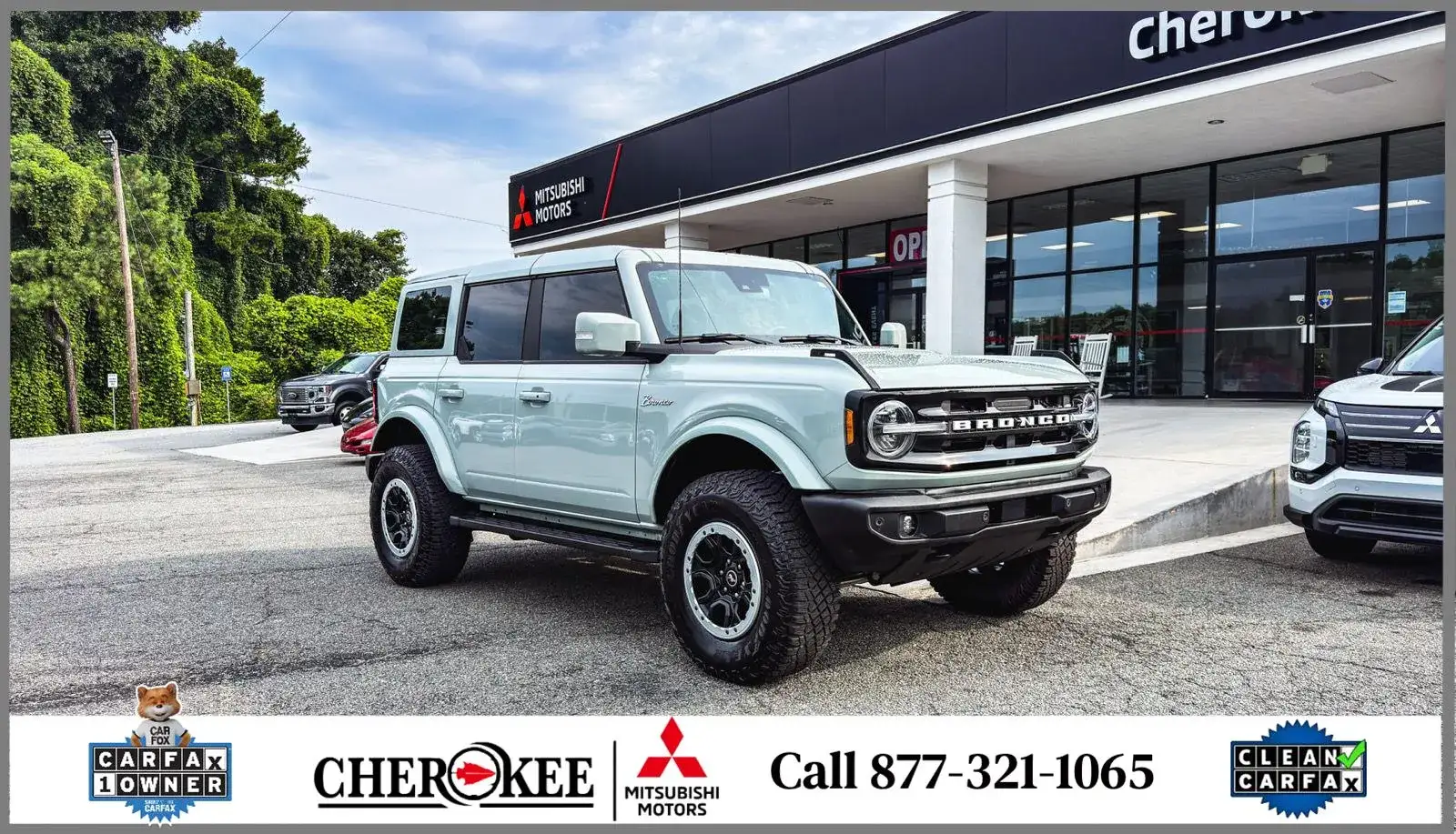 2024 Ford Bronco Outer Banks 4x4 photo 1