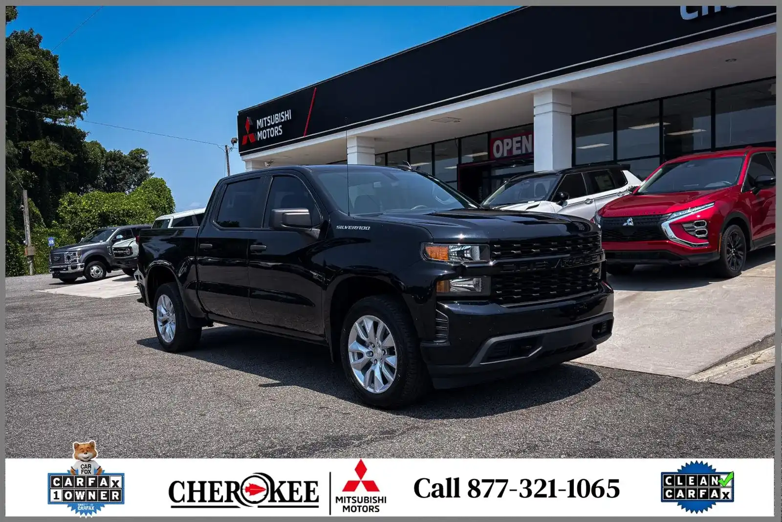 2022 Chevrolet Silverado 1500 Custom Crew Cab Short Box's photo