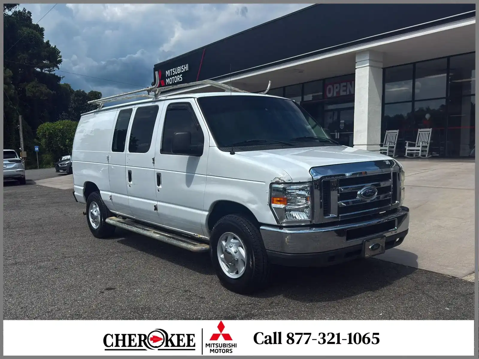 2009 Ford E-Series E-250 Van's photo