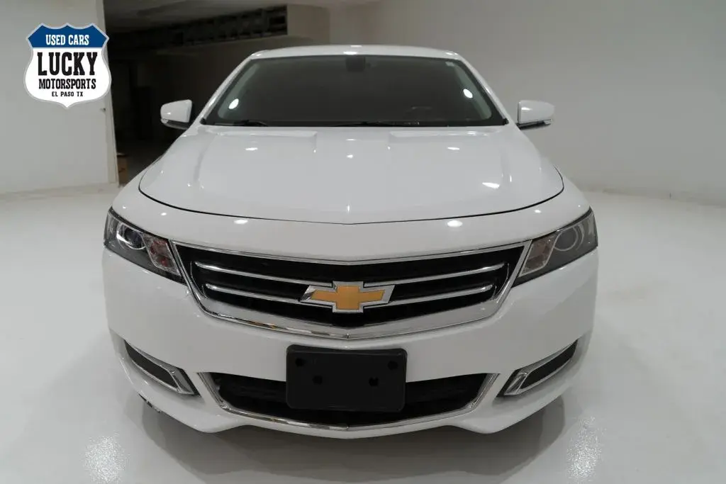 2017 Chevrolet Impala 1LT photo 3