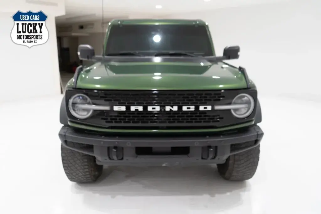 2022 Ford Bronco Wildtrak 4x4 photo 3