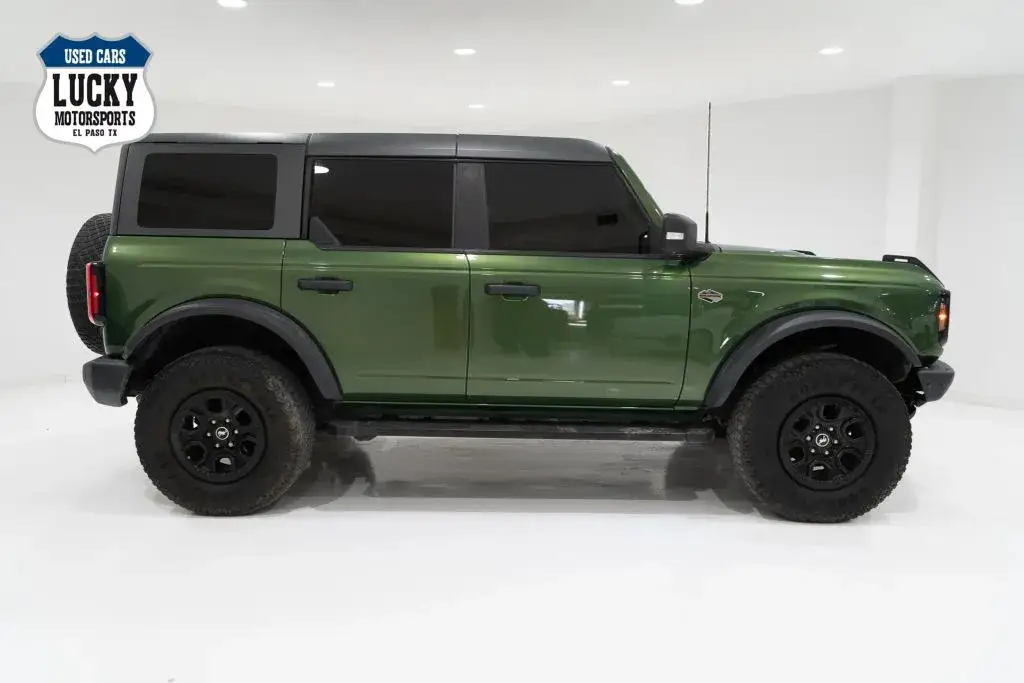 2022 Ford Bronco Wildtrak 4x4 photo 1