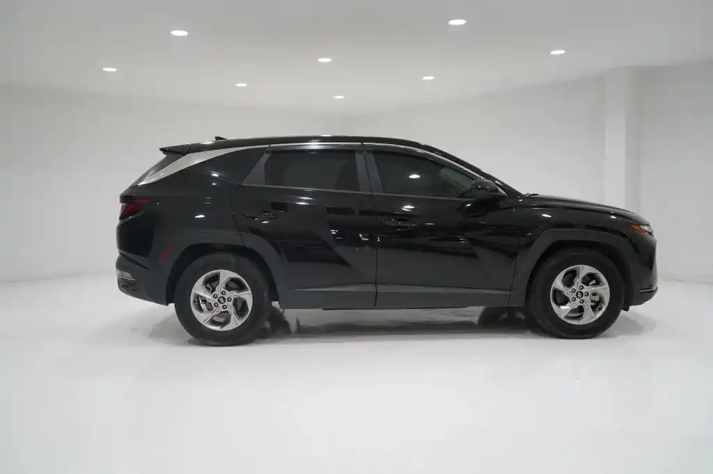 2022 Hyundai Tucson SE FWD's photo