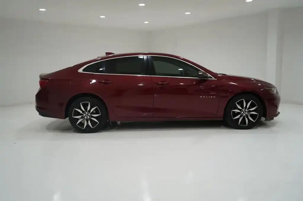 2018 Chevrolet Malibu 1LT's photo