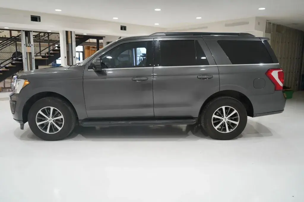 2020 Ford Expedition XLT photo 5