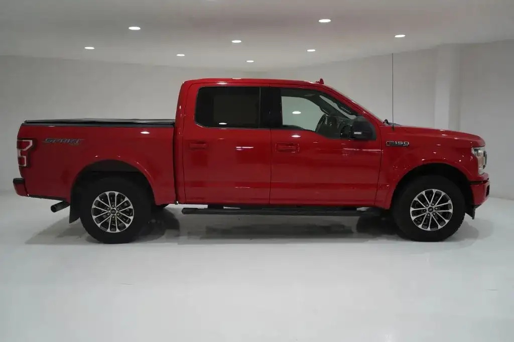 2018 Ford F-150 XLT 4x4 SuperCrew 5-1/2 Box's photo