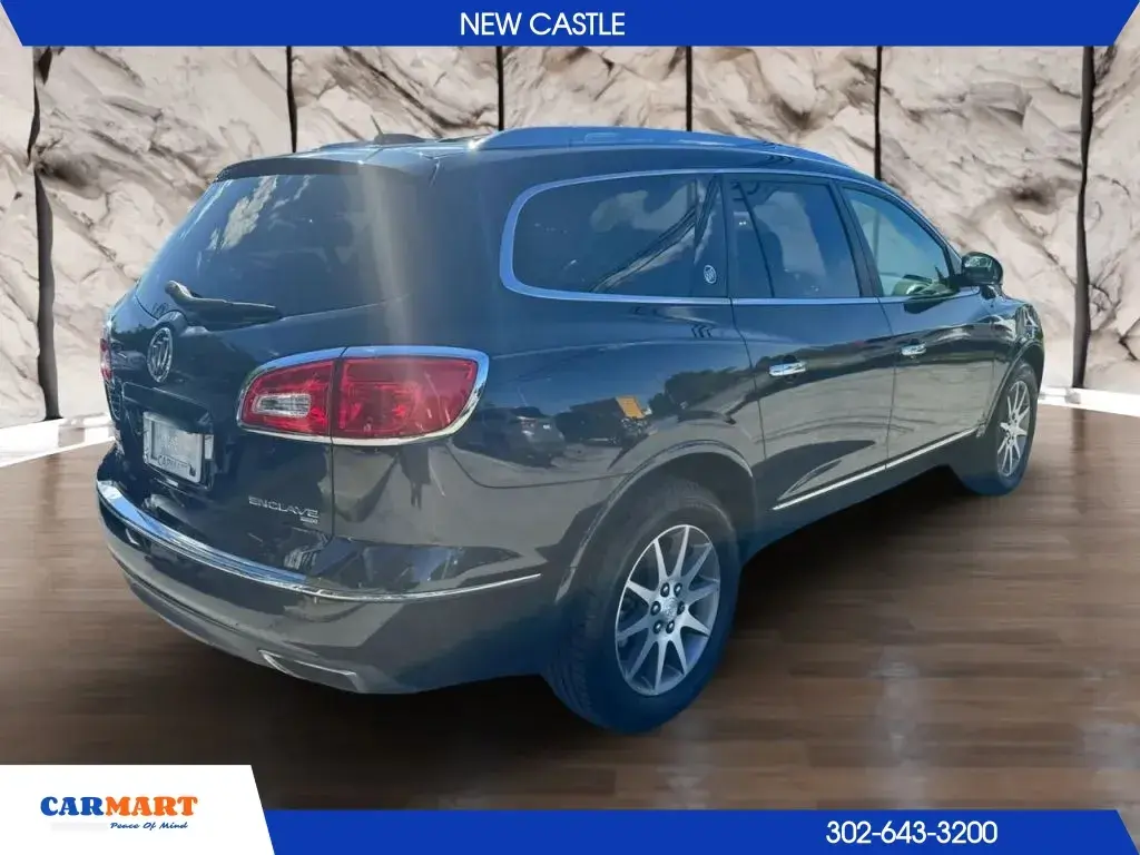 2017 Buick Enclave Leather AWD photo 5