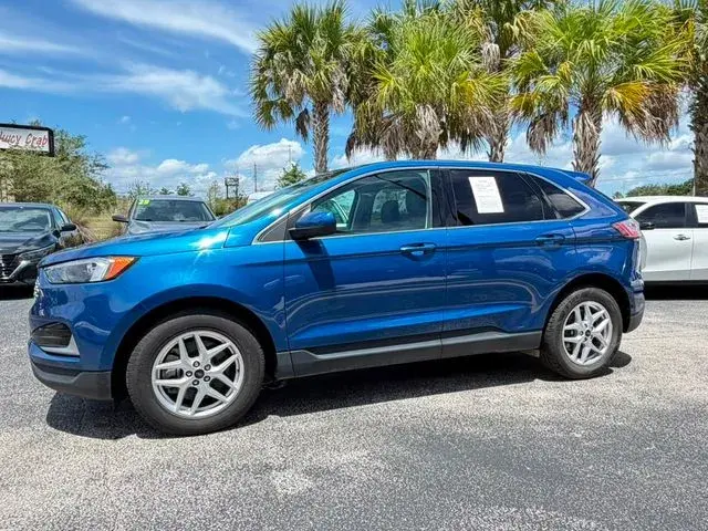 2024 Ford Edge SEL AWD photo 3