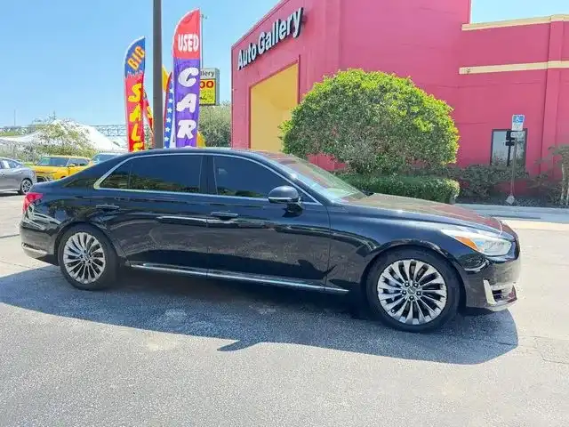 2018 Genesis G90 5.0 Ultimate AWD's photo