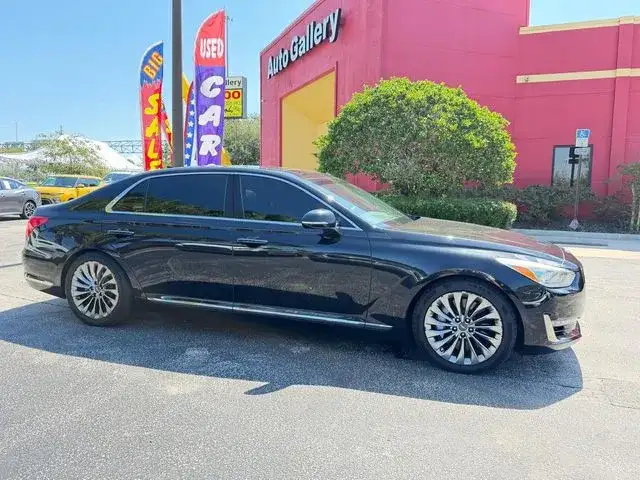 2018 Genesis G90 5.0 Ultimate AWD's photo