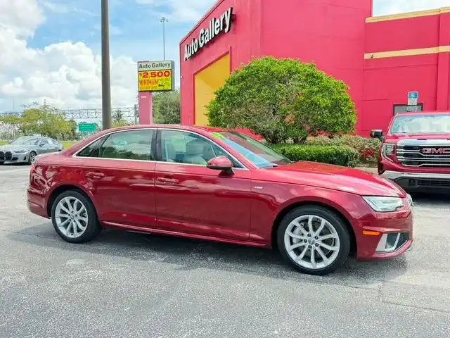2019 Audi A4 2.0T quattro S tronic Premium Plus's photo