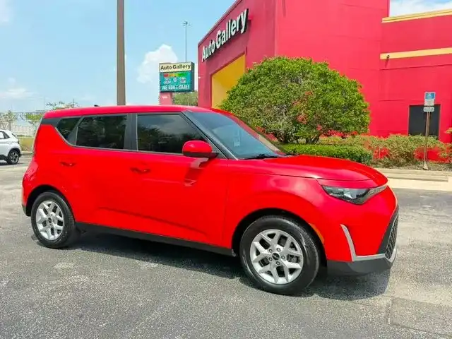 2024 Kia Soul 2.0L LX IVT's photo