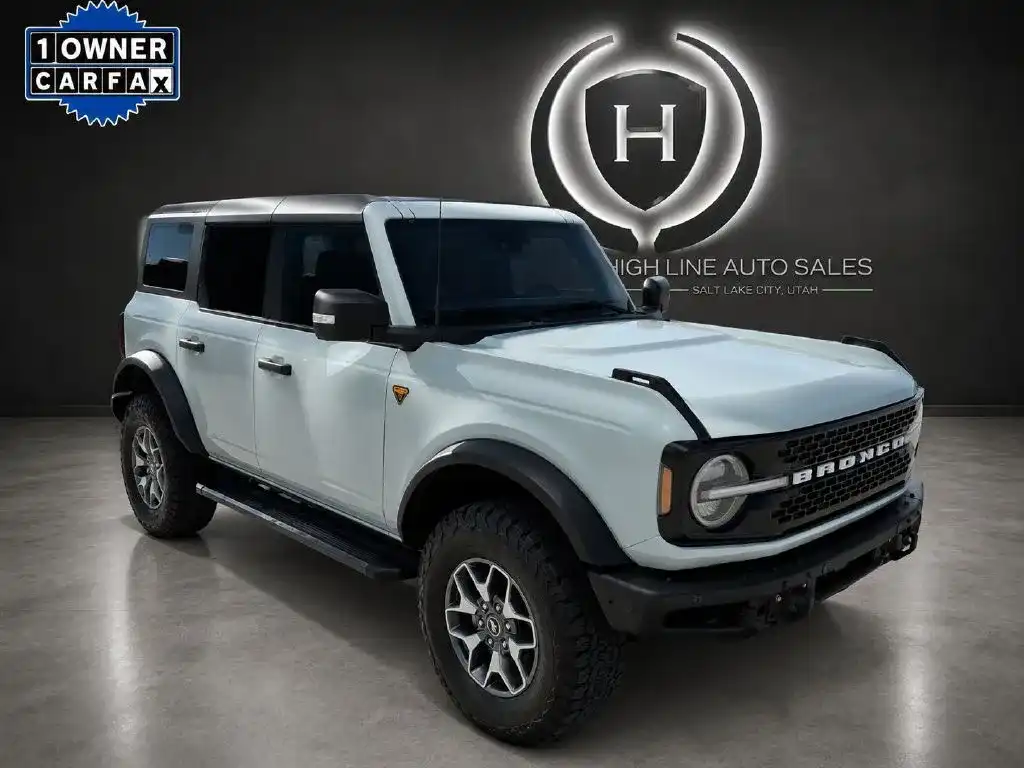 2023 Ford Bronco Badlands 4x4's photo
