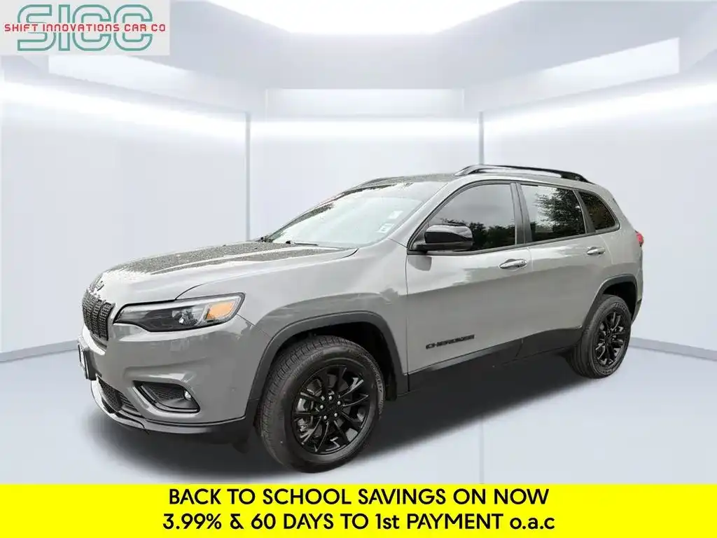 2023 Jeep Cherokee Altitude Lux 4WD's photo