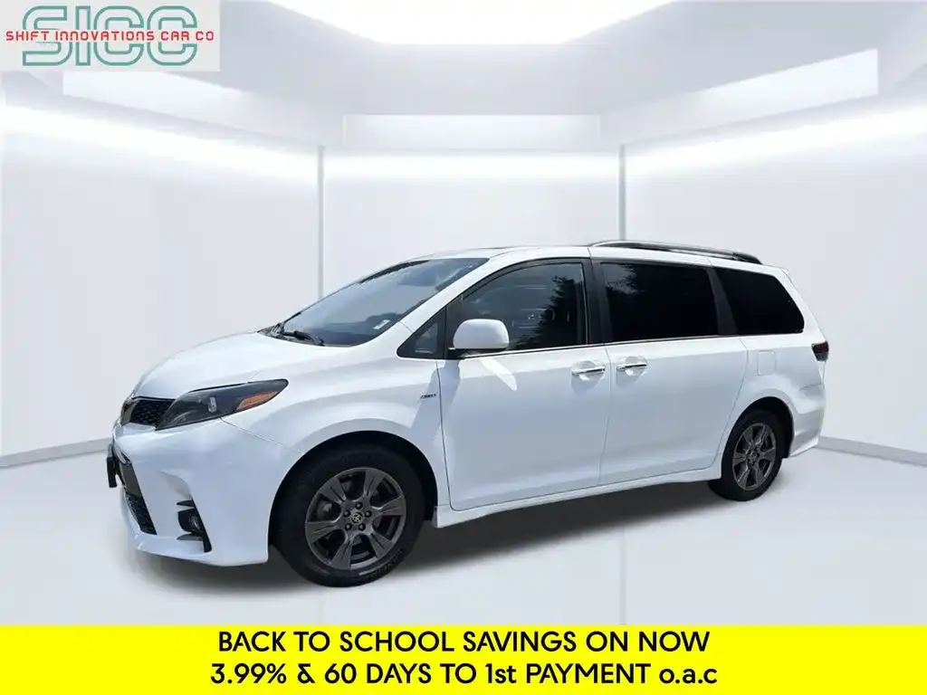 2020 Toyota Sienna SE AWD 7-Passenger V6's photo