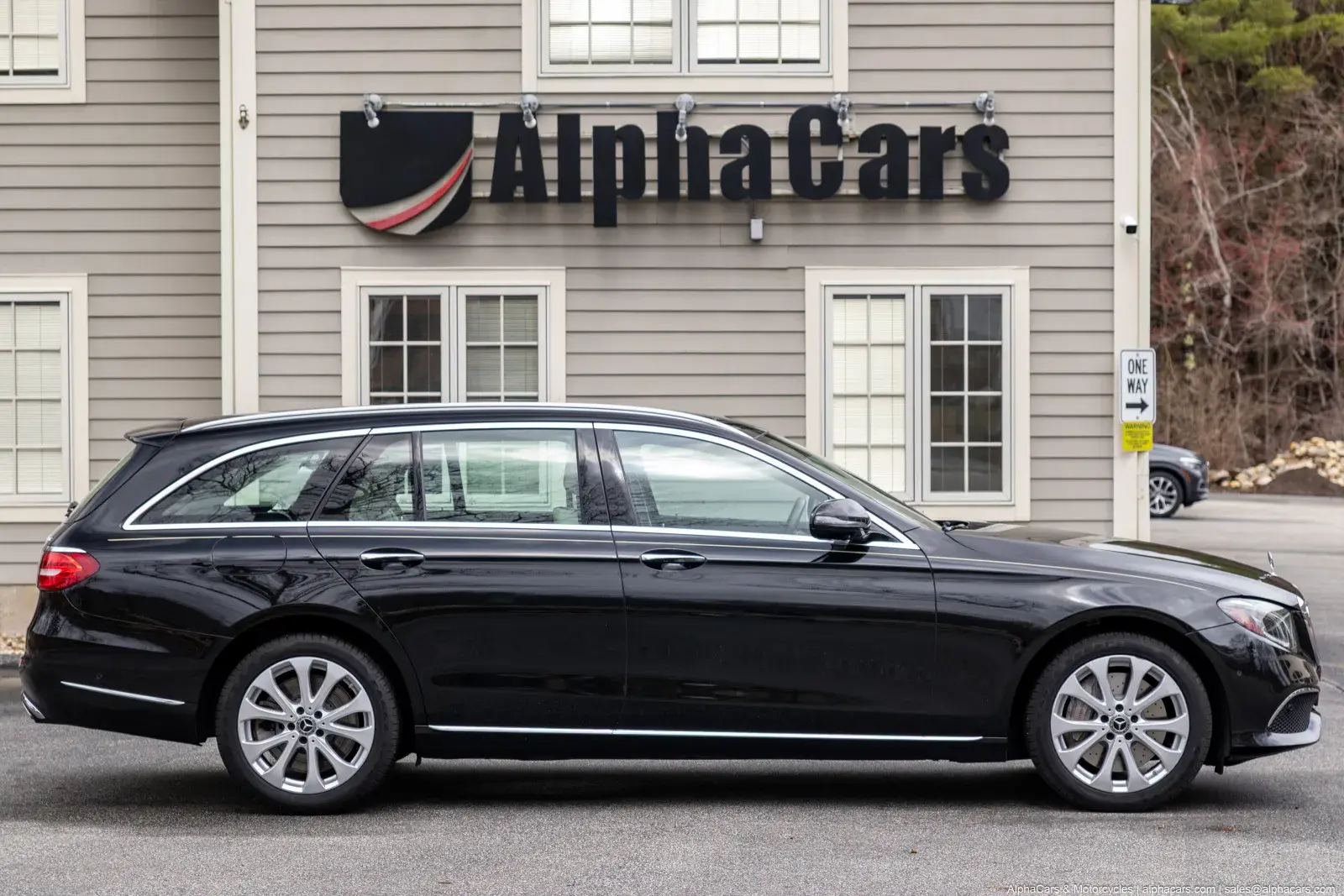 2019 Mercedes-Benz E-Class E450 4MATIC photo 4