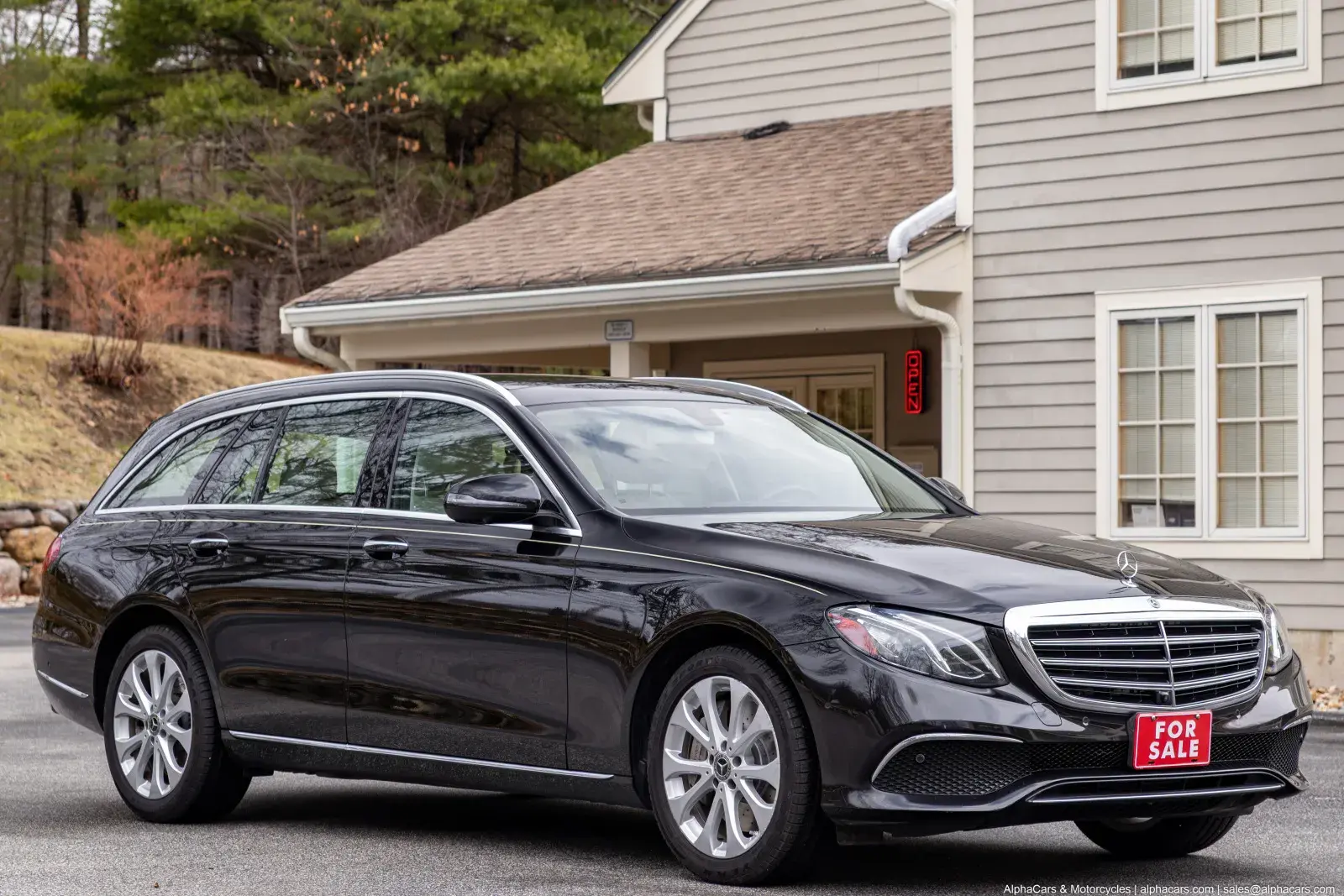2019 Mercedes-Benz E-Class E450 4MATIC photo 3